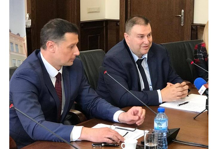 Емил Радев на провелия се в Икономическия университет във Варна дискусионен форум Емил Радев на провелия се в Икономическия университет във Варна дискусионен форум
